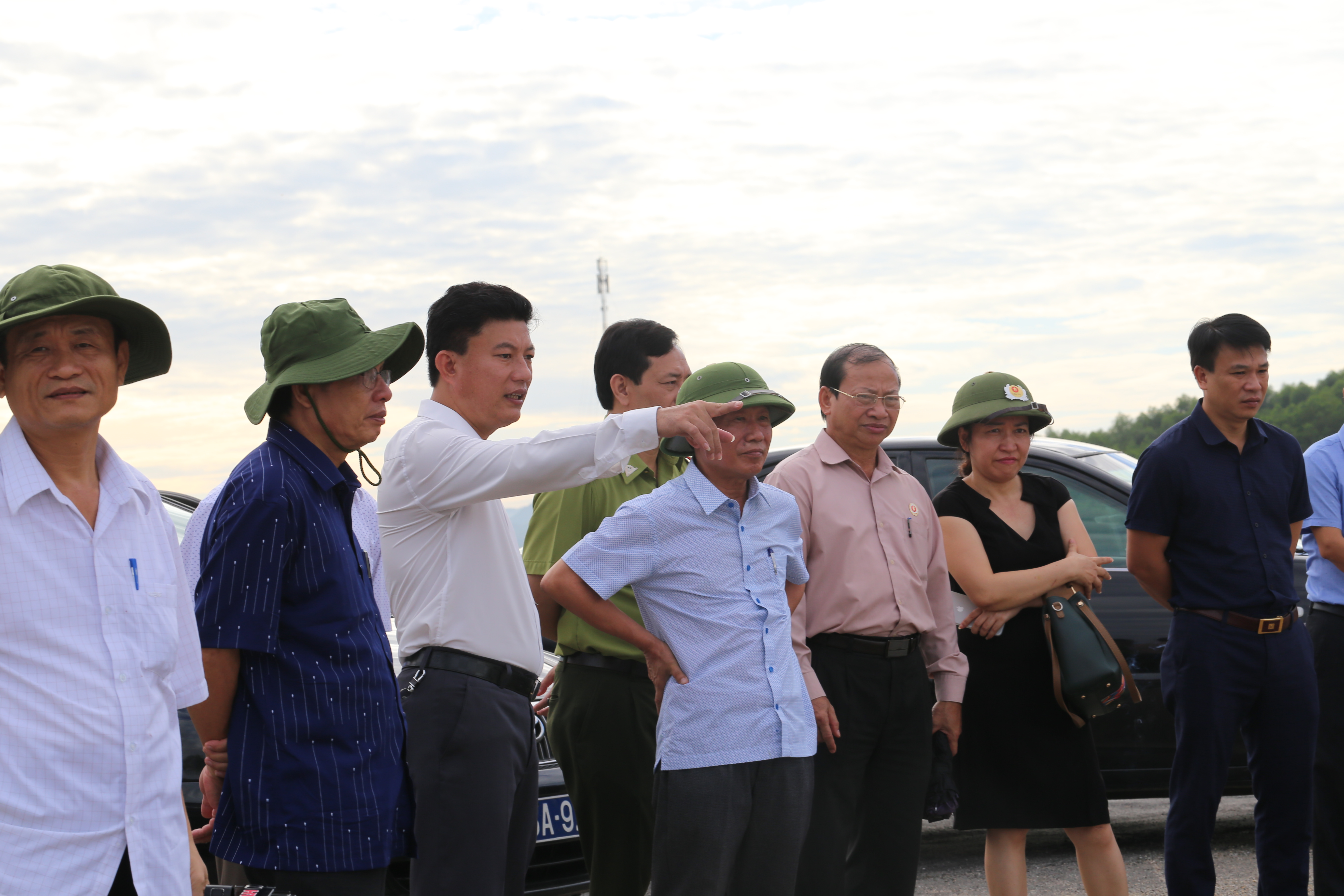 Ban Pháp chế Hội đồng nhân dân tỉnh làm việc với Vườn Quốc gia Vũ Quang