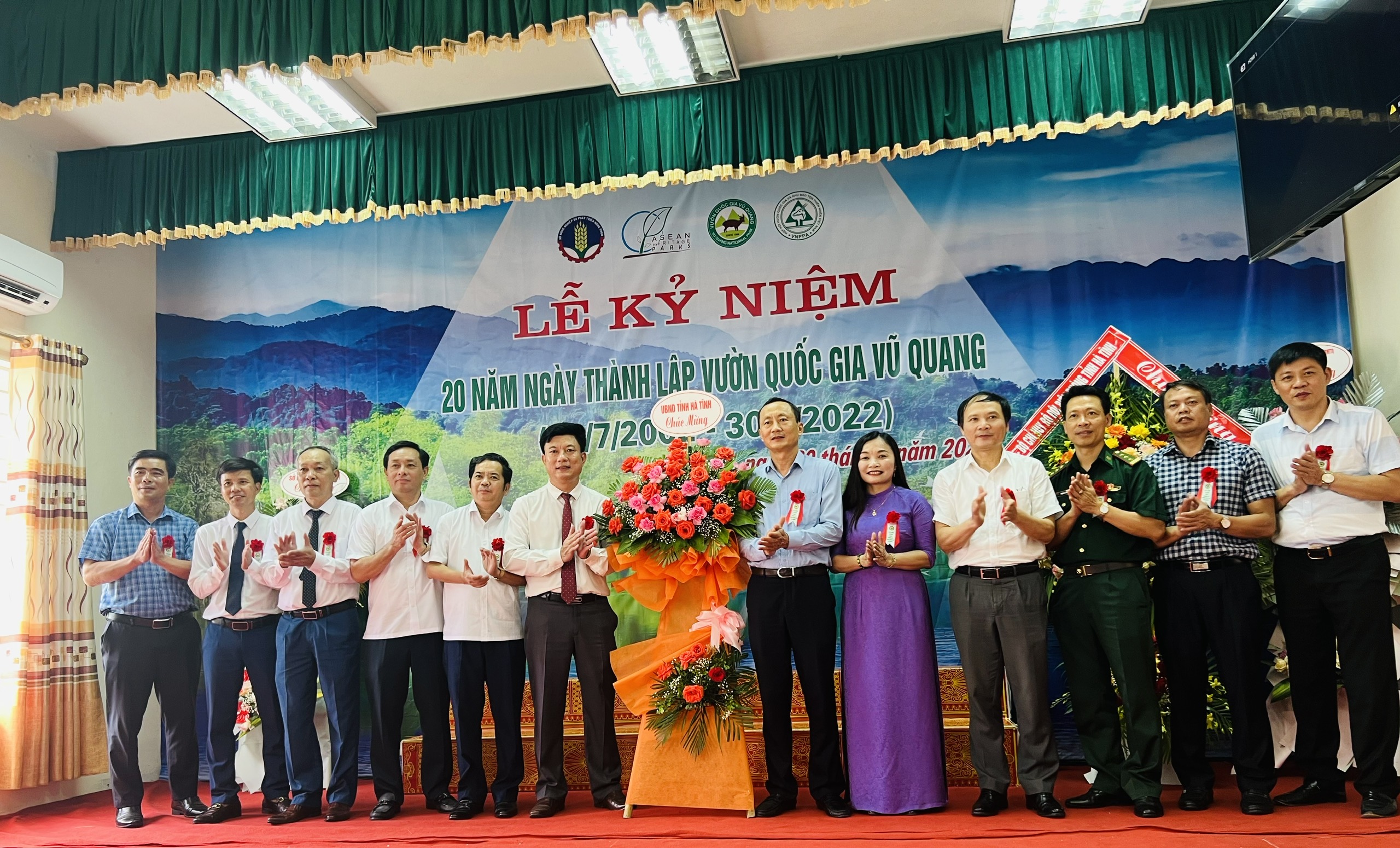 Vườn Quốc gia Vũ Quang tổ chức thành công lễ kỷ niệm 20 năm ngày thành lập